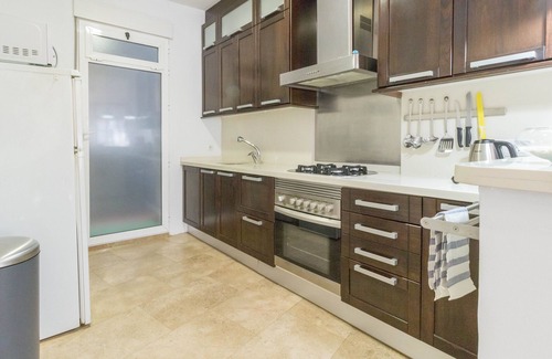 Barrio del Carmen Apartment | LOVELY APARTMENT SERRANOS TOWERS