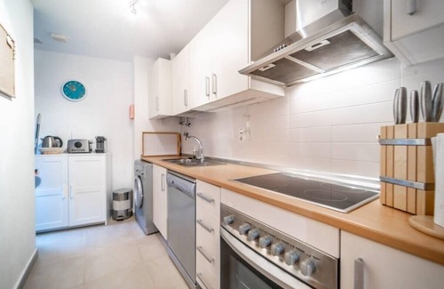 Jeronimo y Avileses y Balsicas de Arriba Apartment | Lovely apartment with pool views - AO1211HR