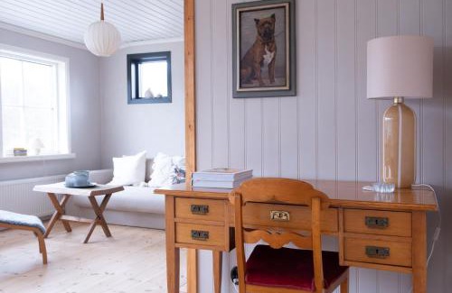 Fiskebackskil Apartment | Lovely, bright apartment overlooking nature