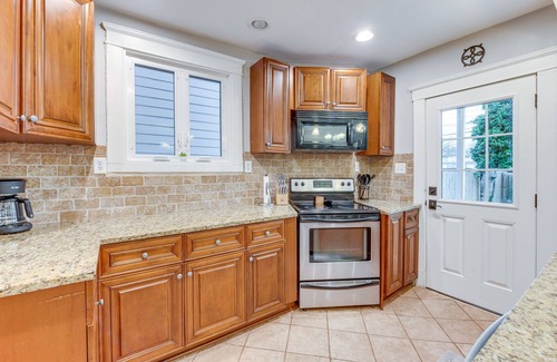 Richmond House | Lovely Carytown Home: Walk to Shops + Restaurants