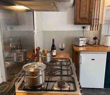 Bude House | Lovely Cottage beside Surf Beaches & Bude Canal