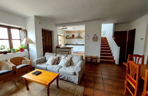 El Fresno House | Lovely country house in Avila