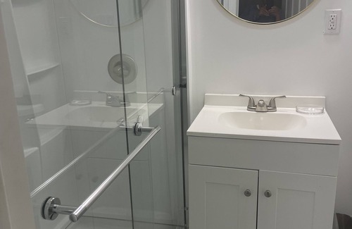 Sewell Apartment | Lovely Cozy 2 Bedroom Apartment