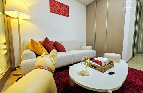 Nonhyeon-dong Apartment | lovely cozy apartment&extraordinary space of Seoul Gangnam [min 30day stay only]