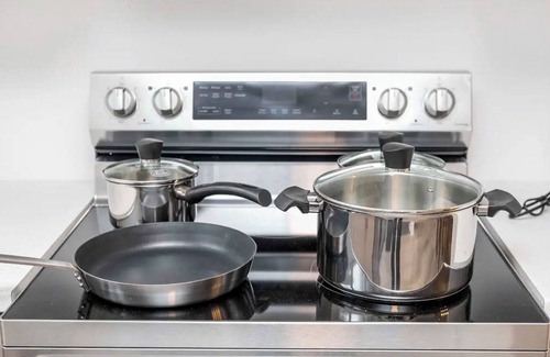 Saint-Hubert Apartment | Lovely Cozy Getaway with Free Parking Included