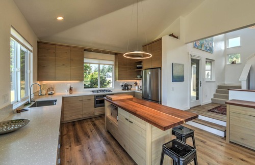 Sea Ranch House | Lovely Day: 2 BR, 2.5 BA House in Sea Ranch, Sleeps 6