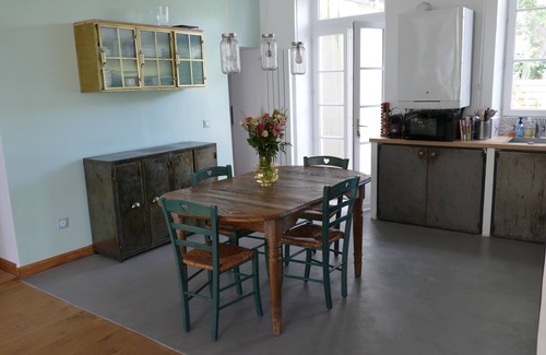 Chatou Apartment | LOVELY FLAT WITH GARDEN NEAR PARIS & JO 2024