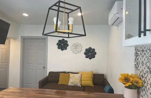 El Paso Condo | Lovely fully remodeled 2 bedroom stylish Condo