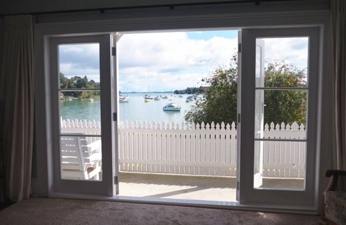 Opua Apartment | Lovely heritage accommodation