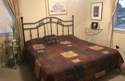 Columbia Heights House | Lovely Historic Townhouse BNB