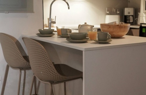 Qawra Apartment | Lovely Holiday Home next to bus terminusn