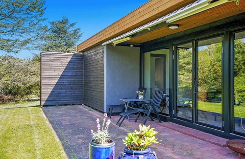 Udsholt Sand House | Lovely holiday home close to town and beach