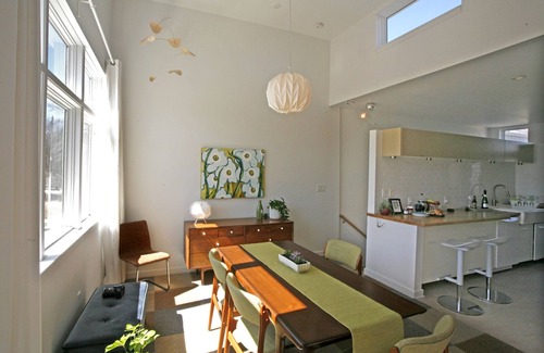 Miller Beach House | Lovely Home - FREE Nat'l Park Pass! Miller Beach & Indiana Dunes National Park