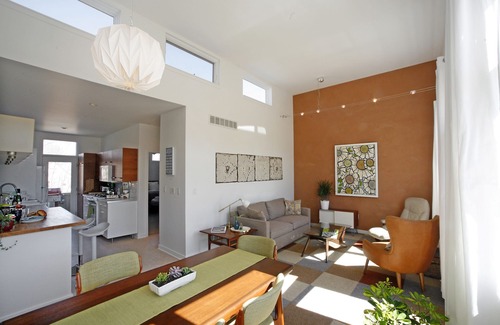 Miller Beach House | Lovely Home - FREE Nat'l Park Pass! Miller Beach & Indiana Dunes National Park