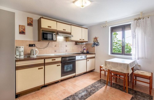 Maslenica House | Lovely home in Maslenica - Jasenice