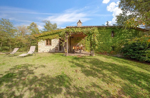 Motina House | Lovely home in Anghiari -AR- with WiFi