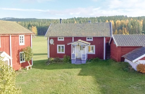 Enviken House | Lovely home in Enviken with WiFi