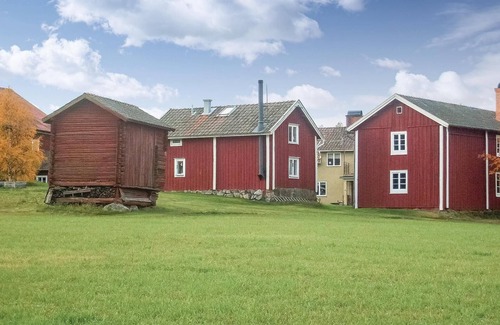 Enviken House | Lovely home in Enviken with WiFi