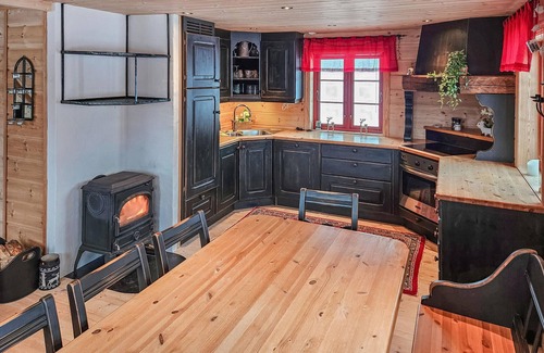 Aseral House | Lovely home in Fossdal with WiFi