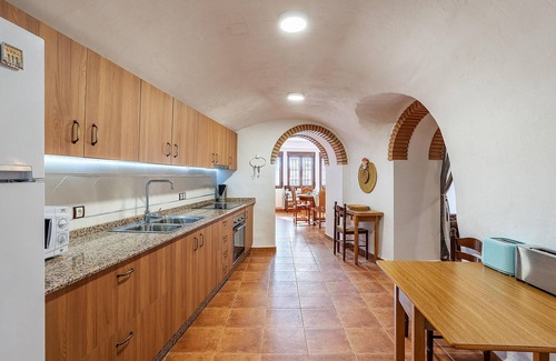 La Alqueria House | Lovely home in Galera with kitchenette