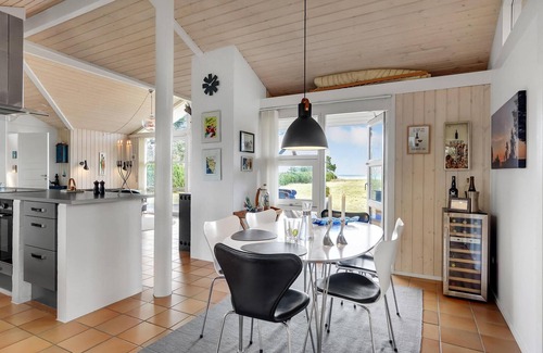 Hadsund House | Lovely home in Hadsund with WiFi