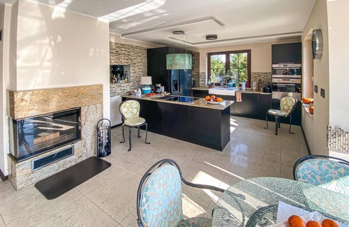 gmina Bedzino House | Lovely home in Mscice with kitchen