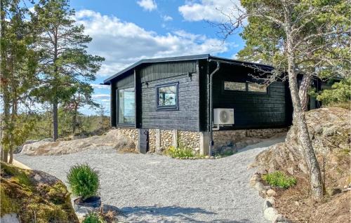 Sorunda House | Lovely Home In Sorunda With Kitchen