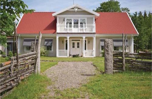Tranas House | Lovely Home In Tranås With Kitchen