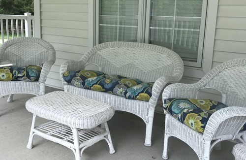 Jackson County House | Lovely home, peaceful country setting. Short drive to all KC area offers