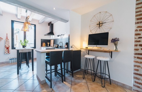 Villeneuve-sur-Lot House | Lovely house with Jacuzzi in France (Lot et Garonne)