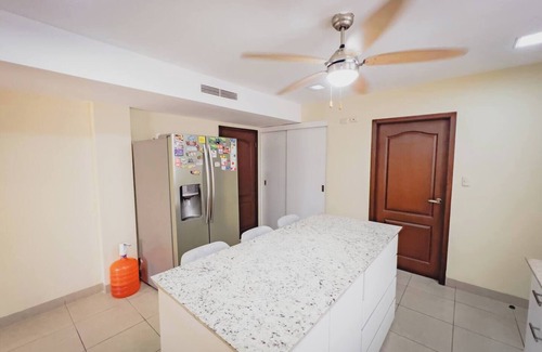Guayaquil House | Lovely House in Terranostra Via a la Costa