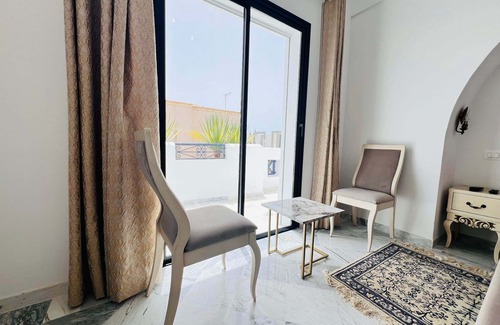 Yasmine Villa | Lovely house with nice pool/very close to the sea