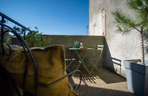 Trebes House | Lovely house with courtyard and terrace near canal du Midi
