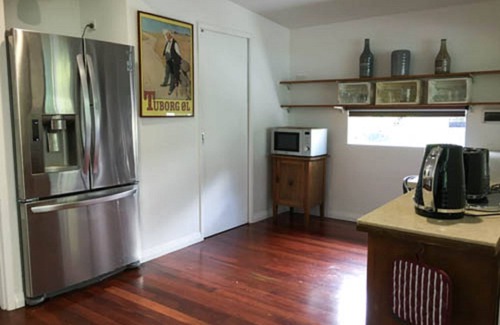 Edge Hill House | Lovely large 2 bedroom home with swimming pool