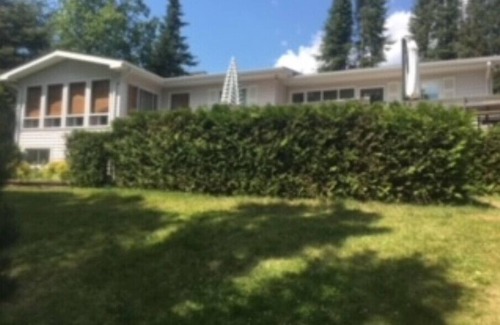 Shuniah House | Lovely Large Camp/Cottage Near Thunder Bayn