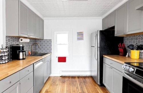 Winooski House | Lovely Lil’ House- fenced yard!