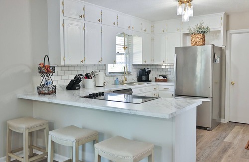 Blue Mountain House | Lovely Lindale Home w/Gameroom!