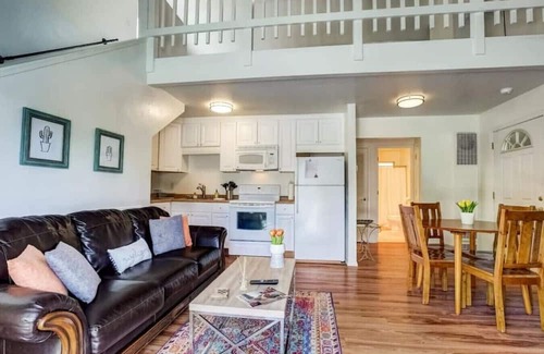 Tahoe Village Apartment | Lovely Loft w/Views | Walk to Heavenly | Sleeps 4