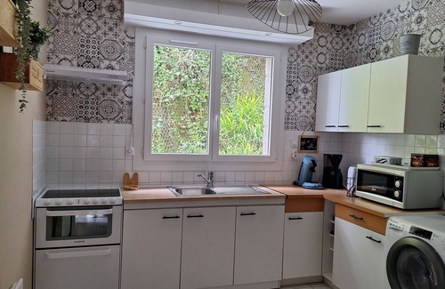 Locquirec Apartment | Lovely new apartment, right on the water!