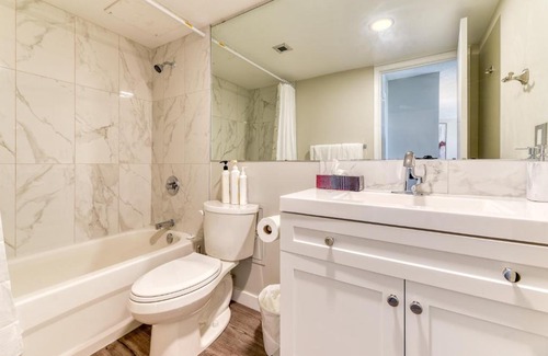 Downtown Calgary Apartment | Lovely New Renovated 1-bedroom with Free Parking