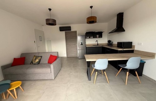 Oletta Apartment | Lovely new T2 apartment bathed in sunshine all day with terrace and private garden