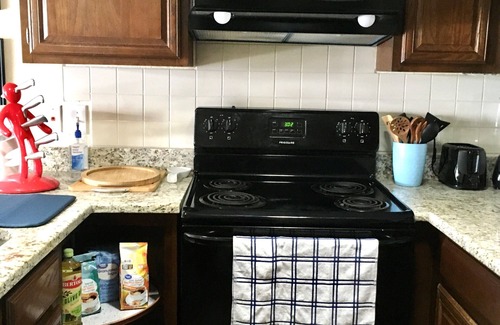 Rockwall Condo | Lovely one-bedroom condo by lake Ray Hubbard