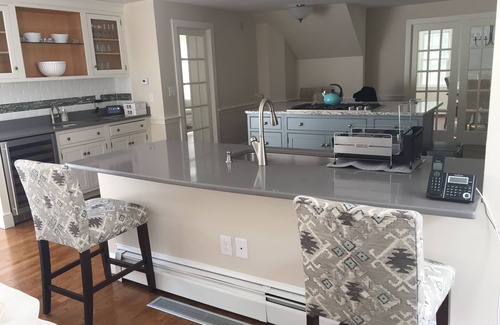 Osterville House | Lovely Osterville Home With New Gunite Pool and Beach Pass.