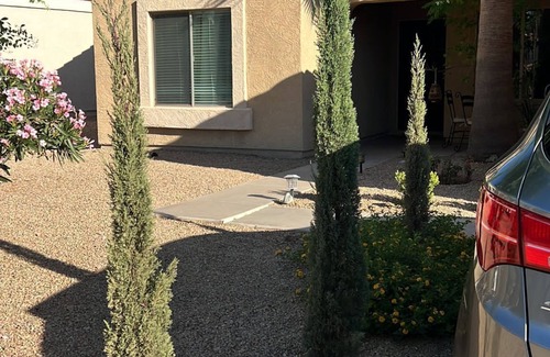 El Mirage House | LOVELY PRIVATE ROOMS PRIVATE BATHS IN A HOUSE