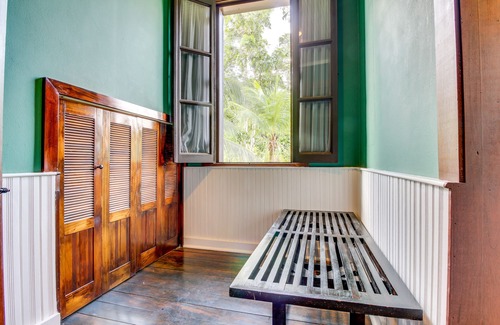 Bullet Tree Falls House | Lovely Riverfront Suite w/Balcony, WiFi, AC, Pool & Gorgeous View