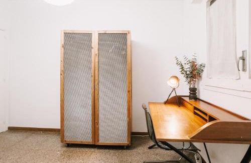 Sarria-Sant Gervasi Apartment | Lovely Room In Gracia