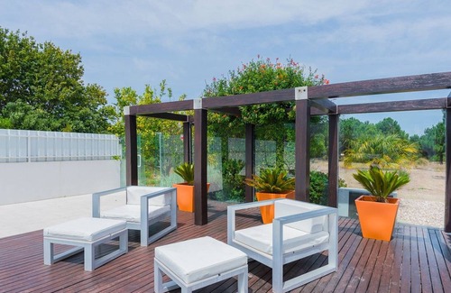 Meco Villa | Lovely Sesimbra Villa | 3 Bedrooms | Villa Bonita | Private Pool | Close to.