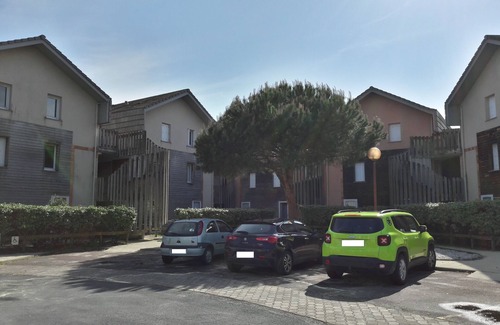 Hourtin Port Apartment | Lovely south-facing T2 with lake view