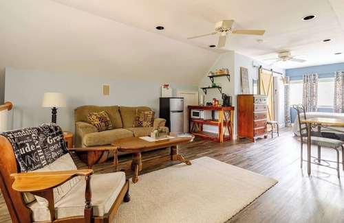 Arab Apartment | Lovely Studio Loft with Pool