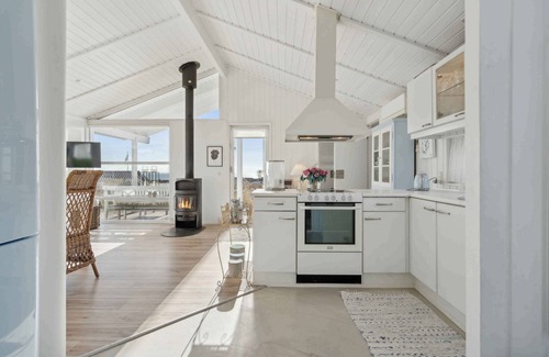Grønninghoved Strand House | Lovely summer house with sea view